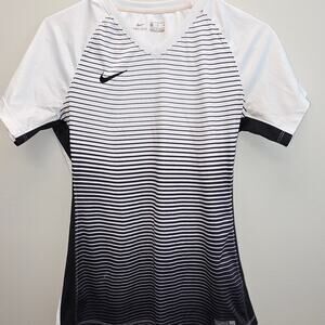 Nike Women's Monochrome Gradient Jersey